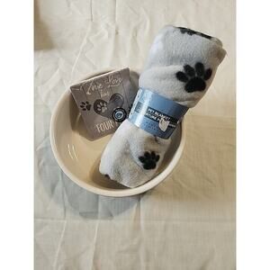 Boots & Barkley Pet Bowl 6 cups/48 oz Blue & White With Blanket & Magnet